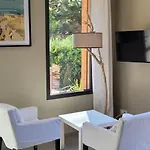 Côté Bed & Breakfast