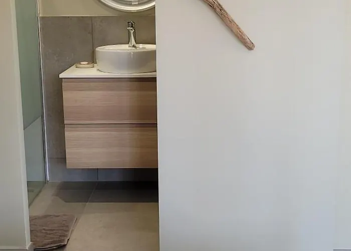 ベッド・アンド・ブレックファスト Cote ラカノー